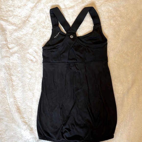 Lululemon tank top - Picture 2 of 3